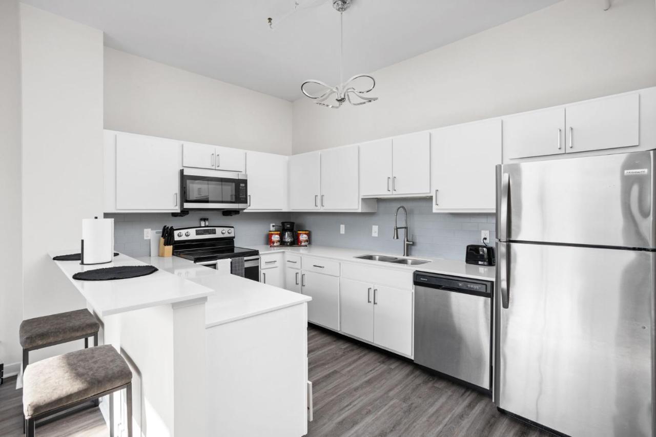 2Br 2Ba In The Block Apartment By Cozysuites Indianapolis Esterno foto